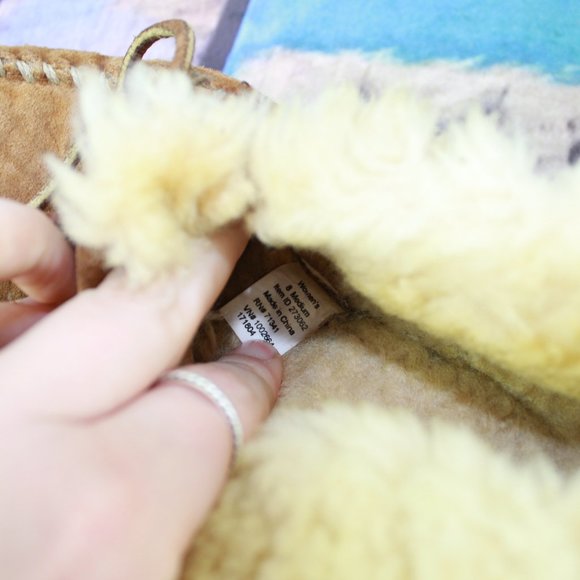 LL Bean Shearling Lined Wicked Good Mocs Size 8 M - Picture 8 of 9